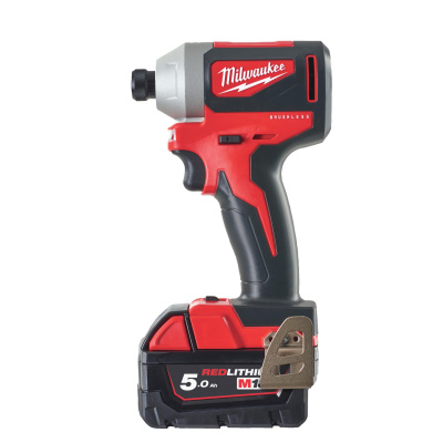 Бесщеточный импульсный винтоверт Milwaukee M18 BLID2-502X