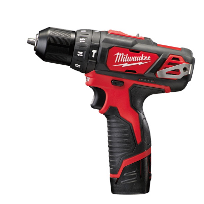 Субкомпактный ударная дрель Milwaukee M12 BPD-202С